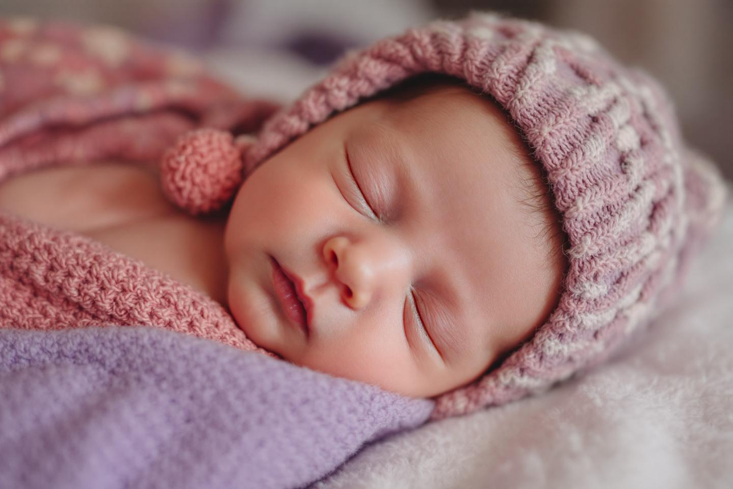 Ce vaccin obligatoire pour les bébés dès la naissance suscite de vives réactions : pour quelles raisons ?